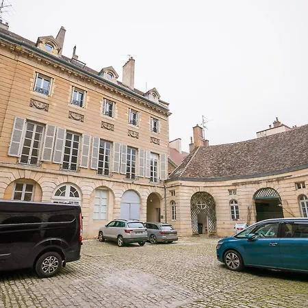 Le Cote D'or * Dijon